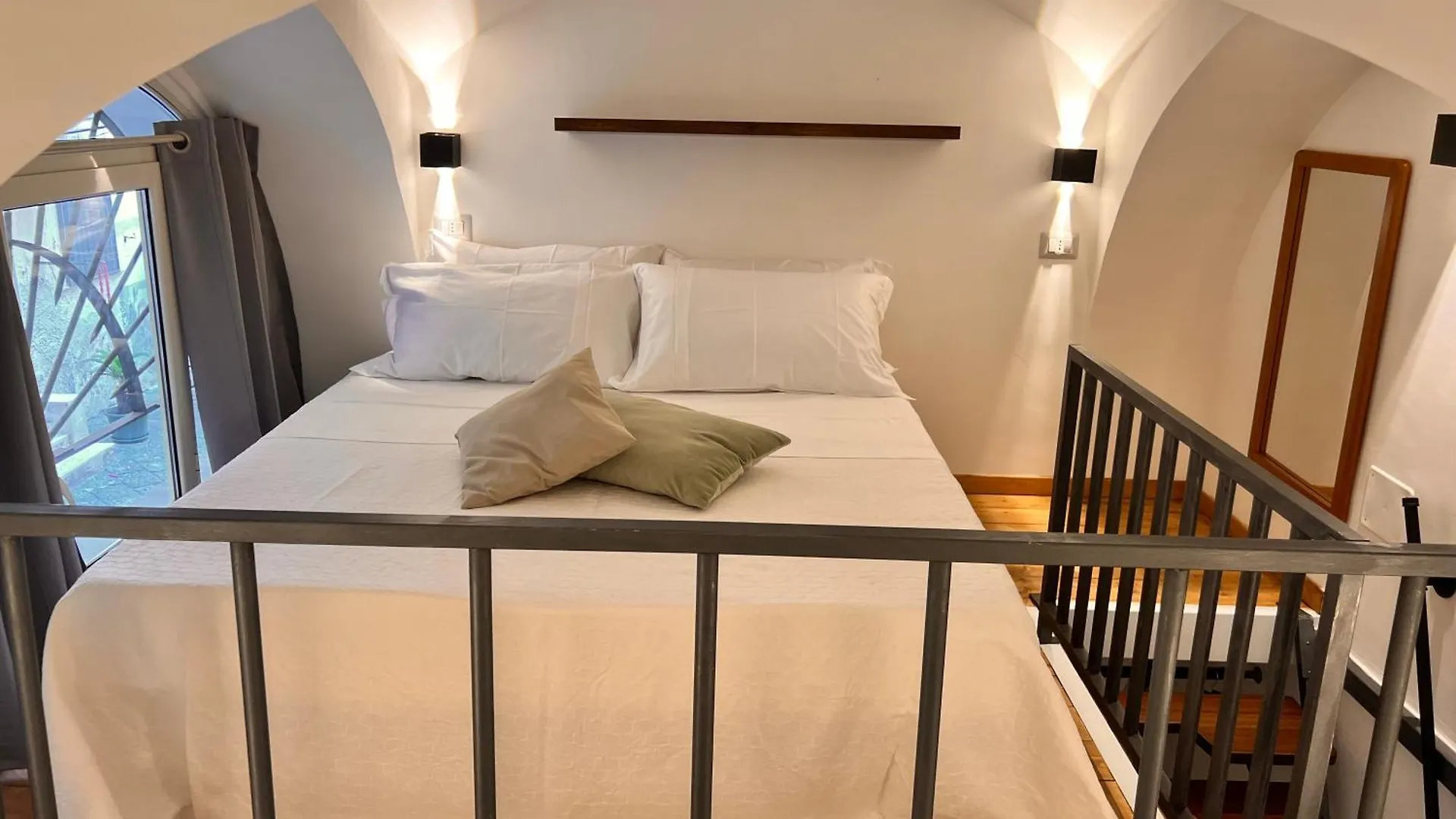Grazioso Monolocale A Portici Apartment Italy