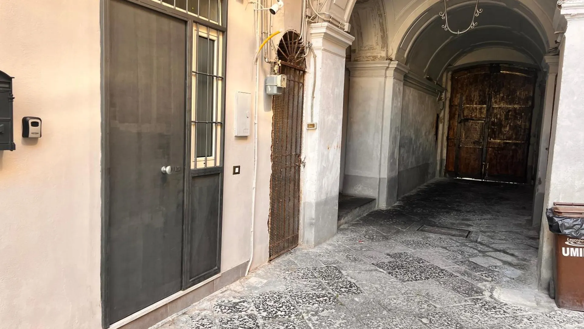 Grazioso Monolocale A Portici Apartment Italy