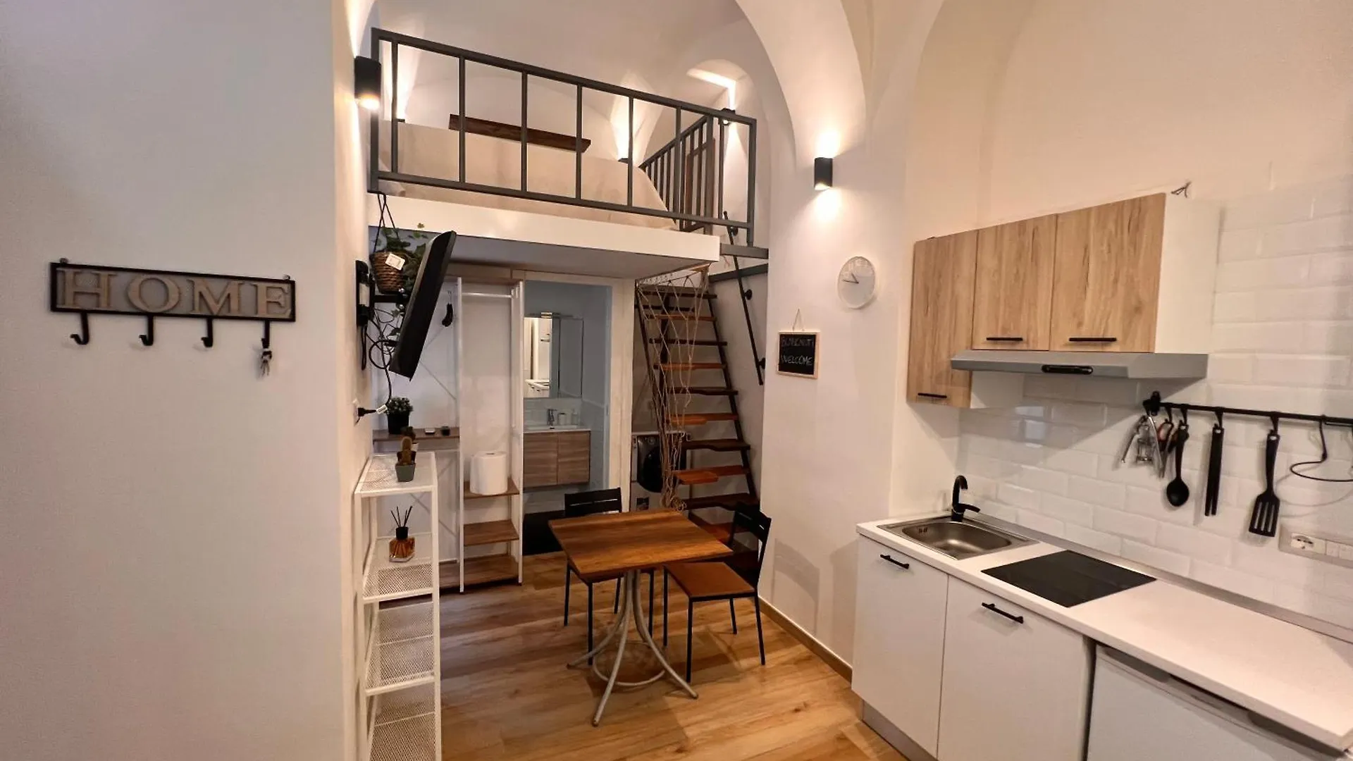 Grazioso Monolocale A Portici Apartment Italy